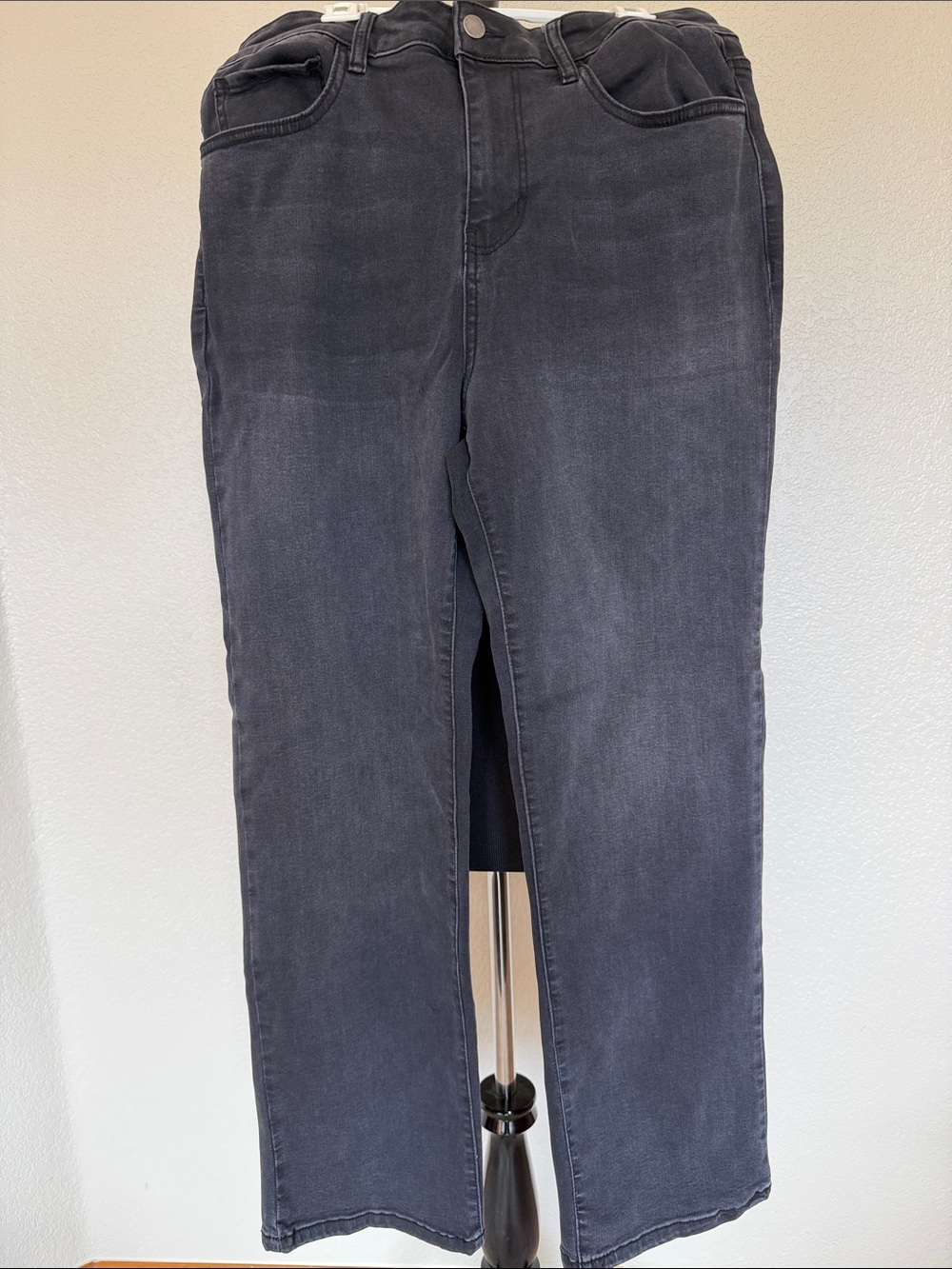 Well Worn Straight-Leg Jeans in Washed Black